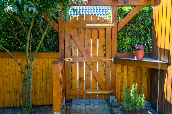 Cost of Wood Gate Repair in Salem