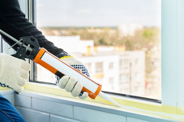 Window Recaulking Service in Salem