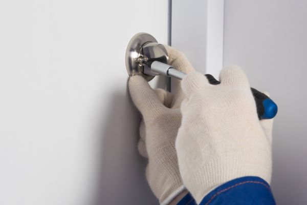 Cost of Deadbolt Replacement in Salem