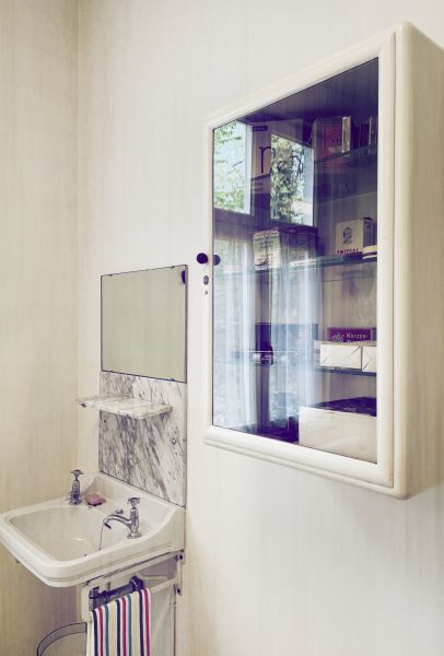 Cost of Medicine Cabinet Installation in Salem