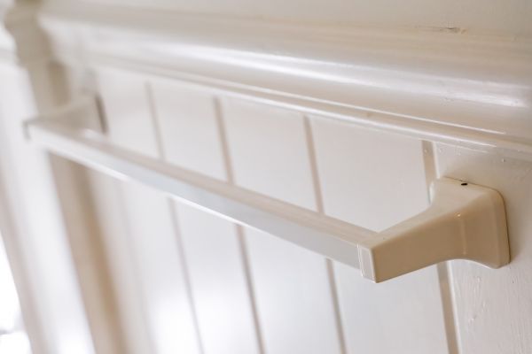 Cost of Towel Bar Installation in Salem