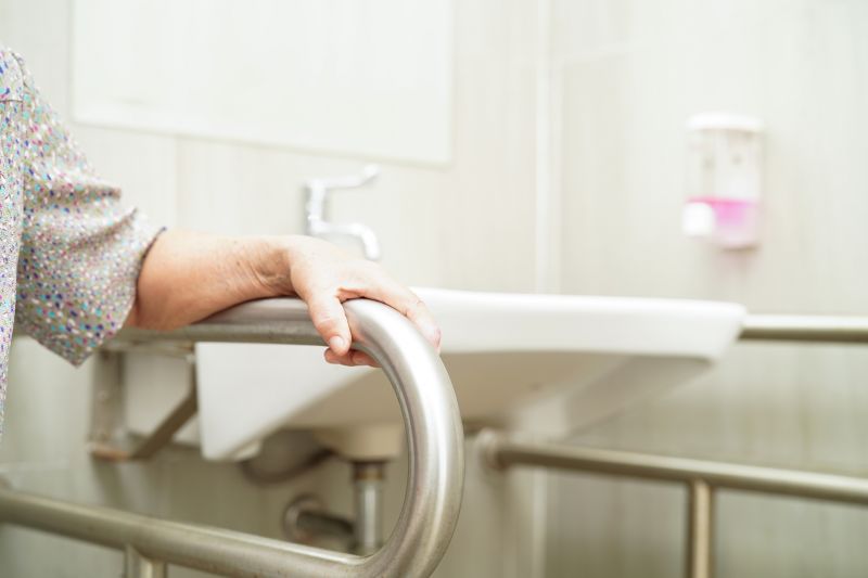 Bathroom Bars Installation